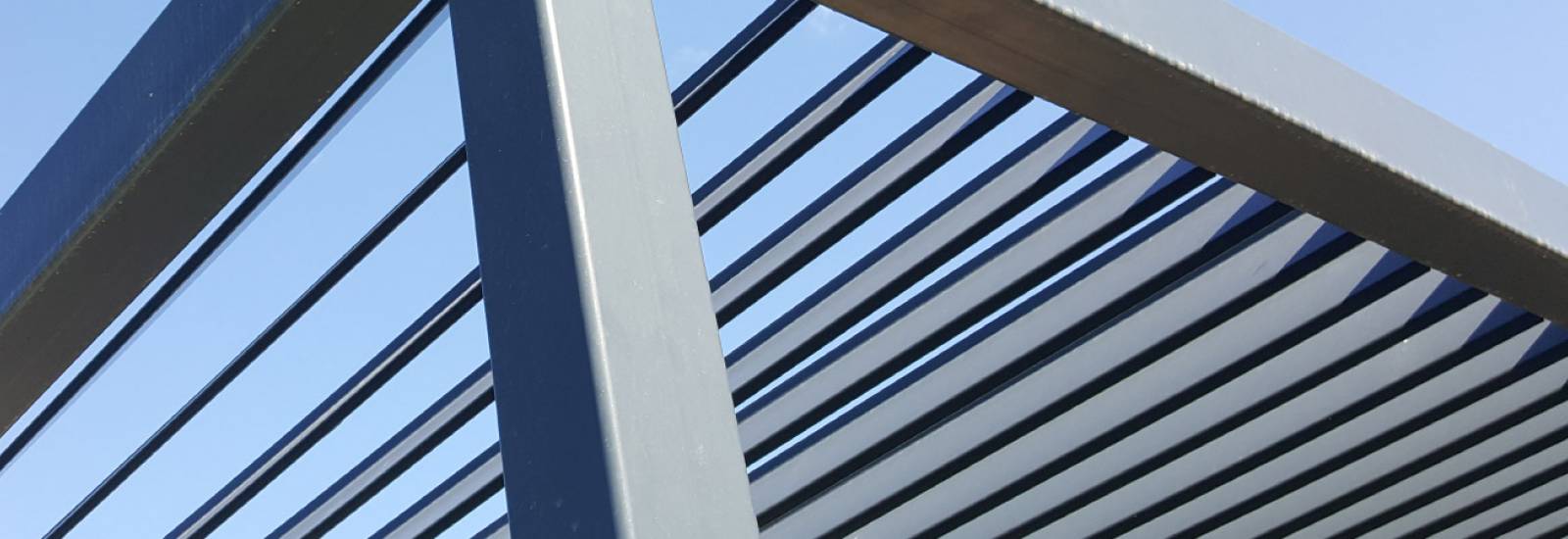 header-ds-metal-structure.jpg