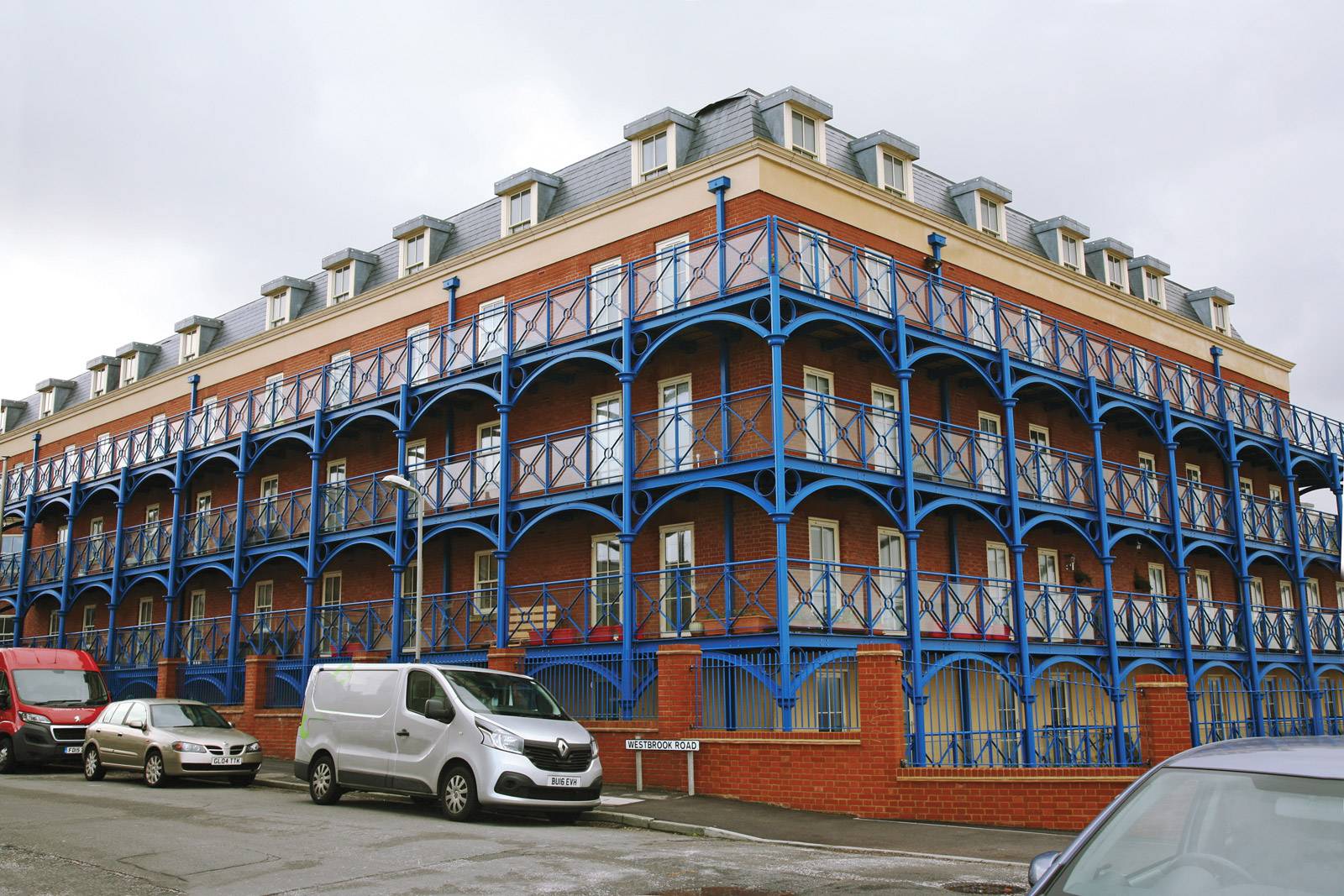 steel-detailing-corner-view-apartments.jpg